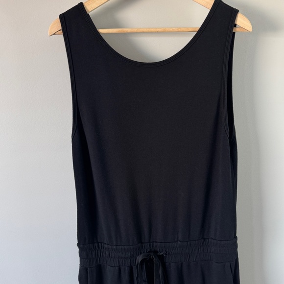 SMASH + TESS Elevate Happy Hour Jumpsuit Black Wide Leg Medium - Picture 5 of 10
